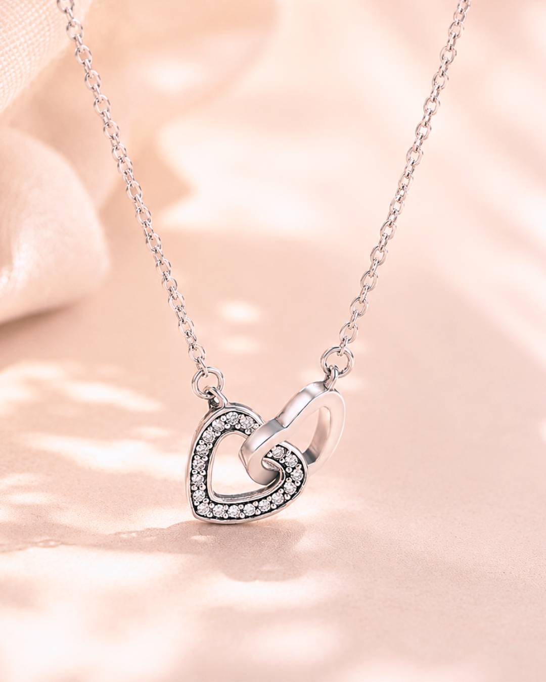 Amora Necklace