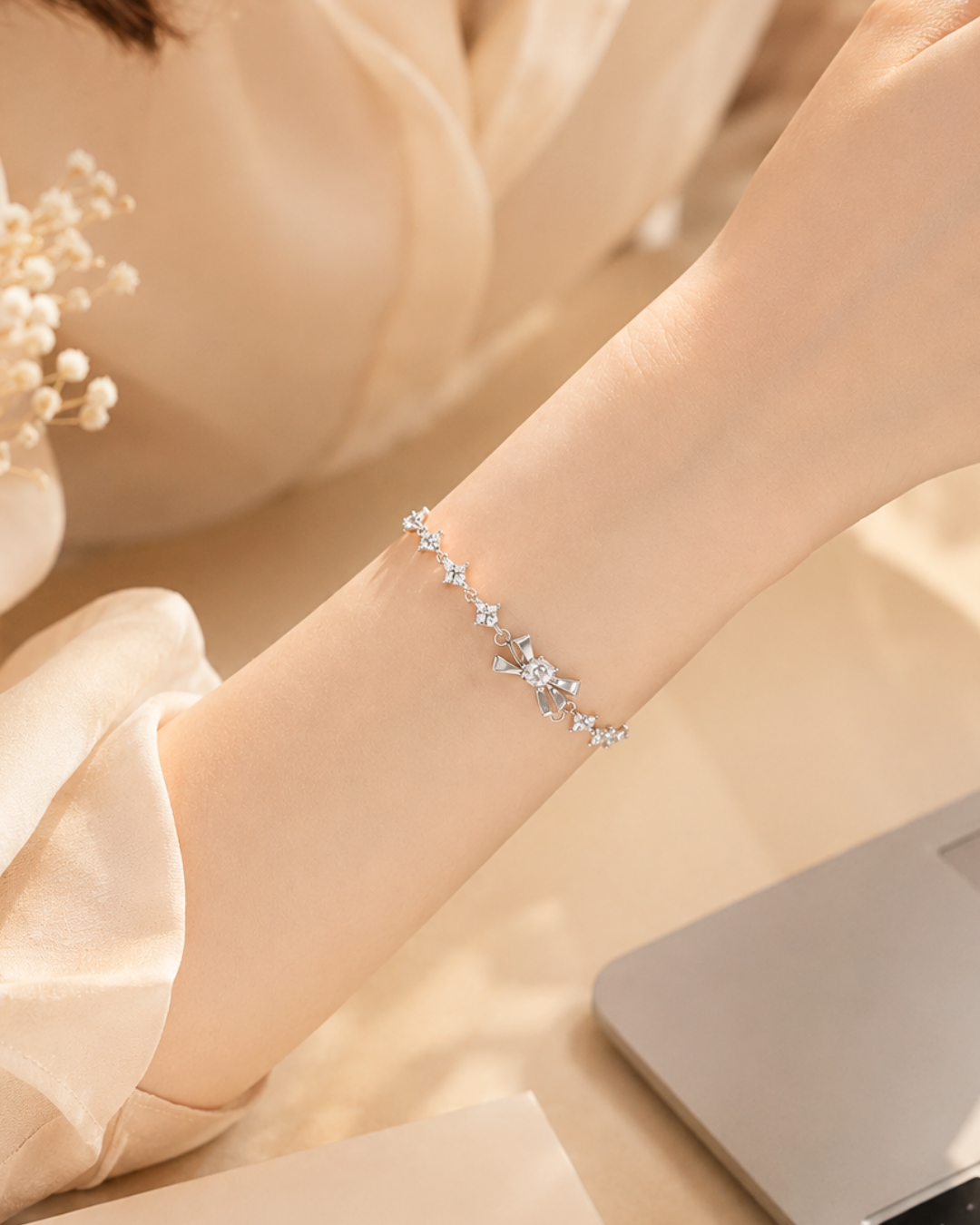 Grace Bow Bracelet